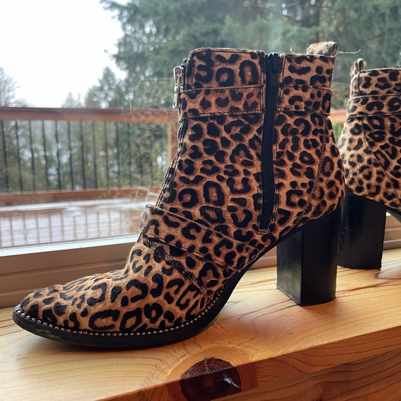 Steve Madden Leopard Print Boots - Picture 3 of 4